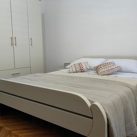 Orient Apartman Sremska Kamenica Extérieur photo